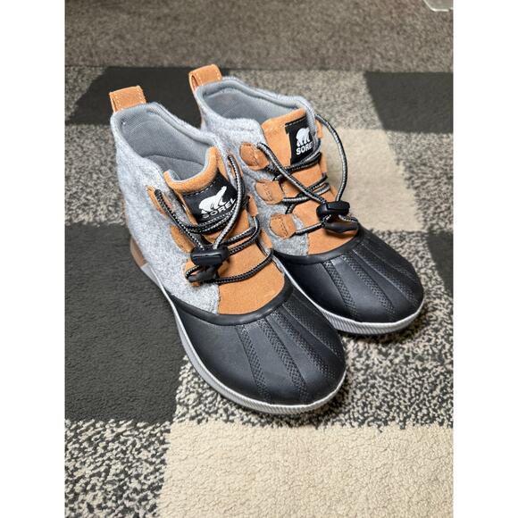 Sorel out and about classic womens waterproof boots 5 outdoors gorpcore utility - Picture 2 of 5